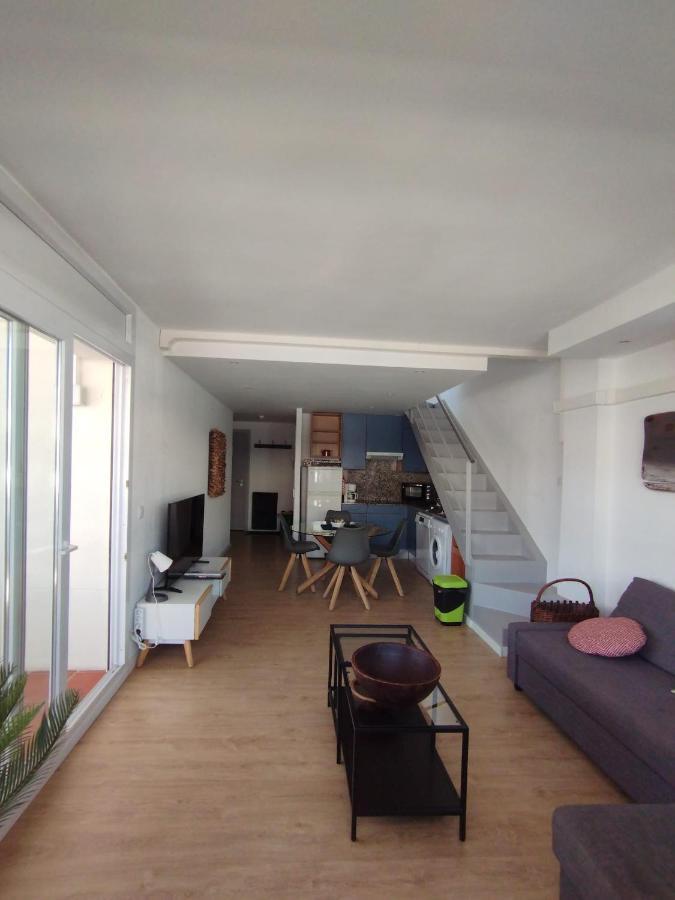 Atico Of 3 Rooms, Total 130M² Just For You With A 60 M² Terrace, Swimming Pool, Mountain And Marina View. Roses Luaran gambar